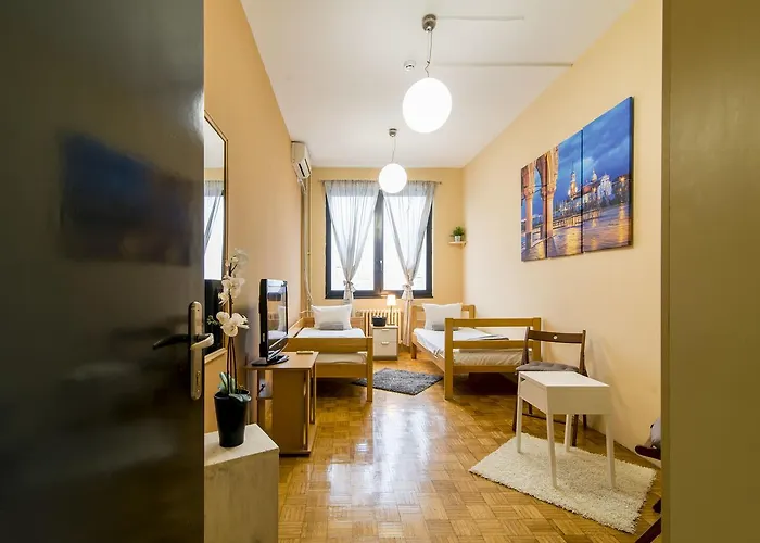 ゲストハウス Fair 2*